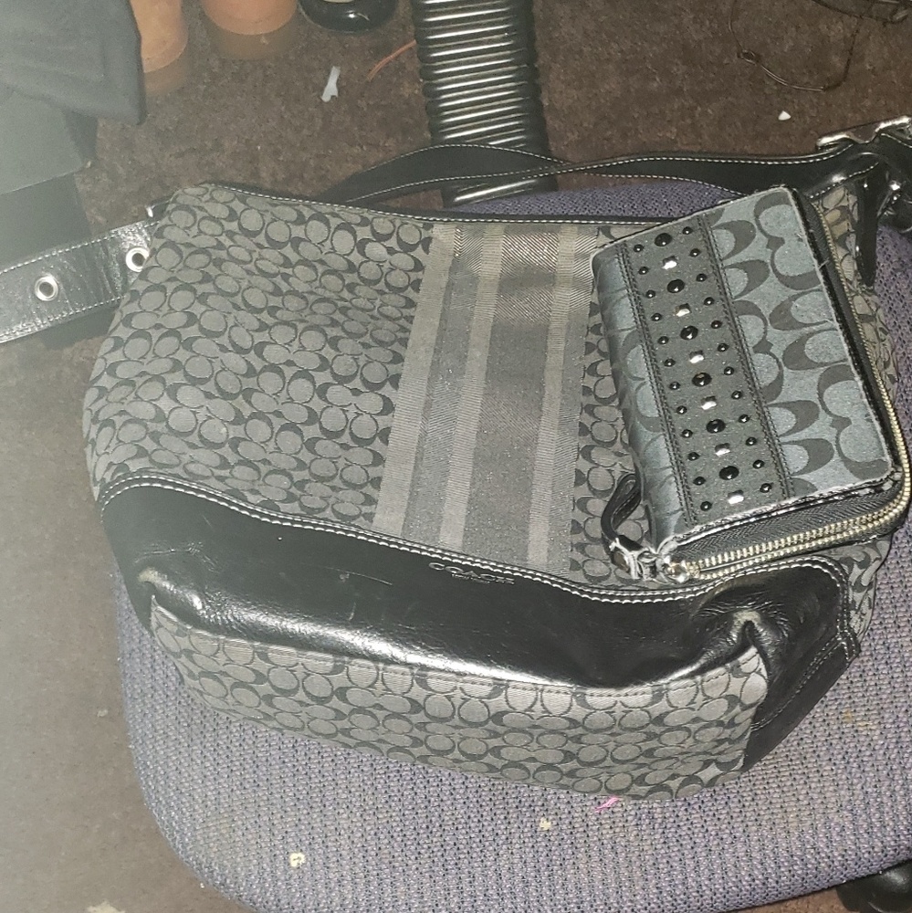 Coach purse and wallet